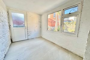 Photo 6- click for photo gallery